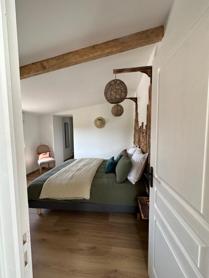 Le Clos De Baron Sur Odon, Un Havre De Paix. エクステリア 写真